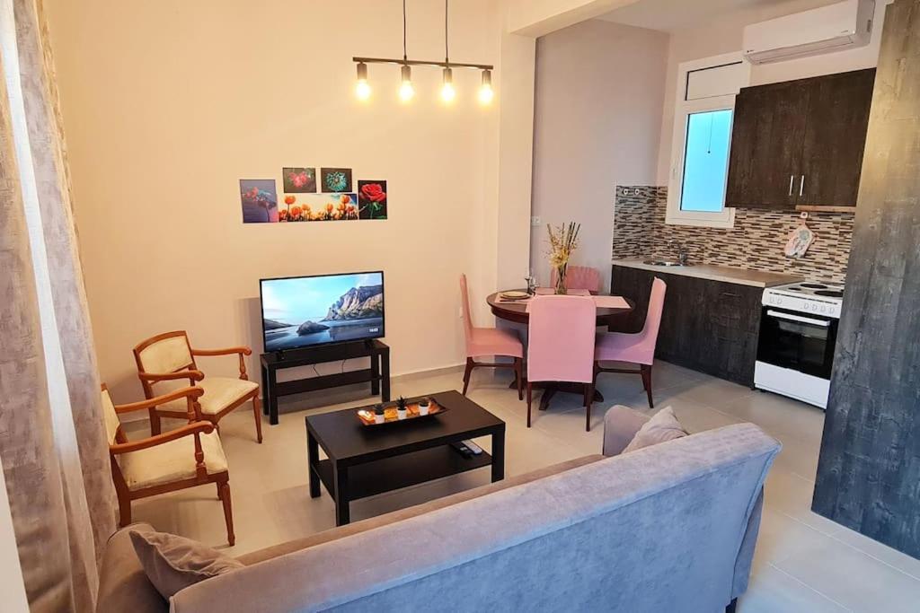 Nafpaktian Port House Apartment Nafpaktos Bagian luar foto